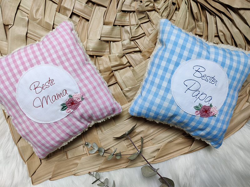 Preview: Button Blumen Ranke Beste Mama Oma Muttertag - doodle Stickdatei